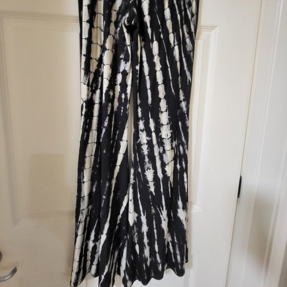 New with Tags Black Beauty HAPPY BOHEMIANS Rockstar Pants S/M - Picture 4 of 4